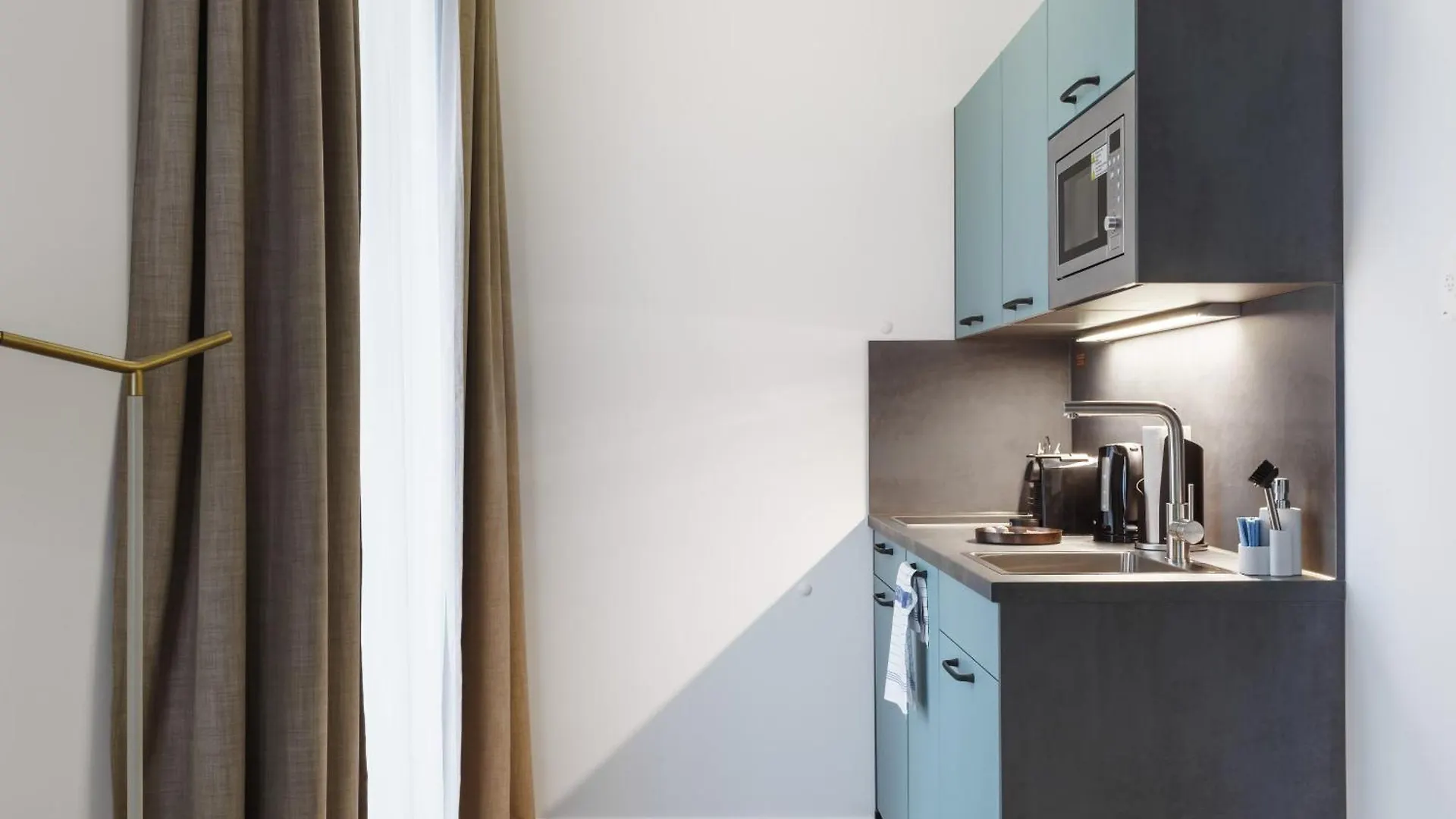 Limehome Berlin Sybelstr Tyskland