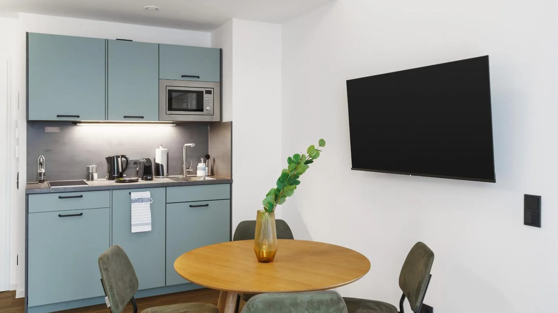 Limehome Berlin Sybelstr 0*,