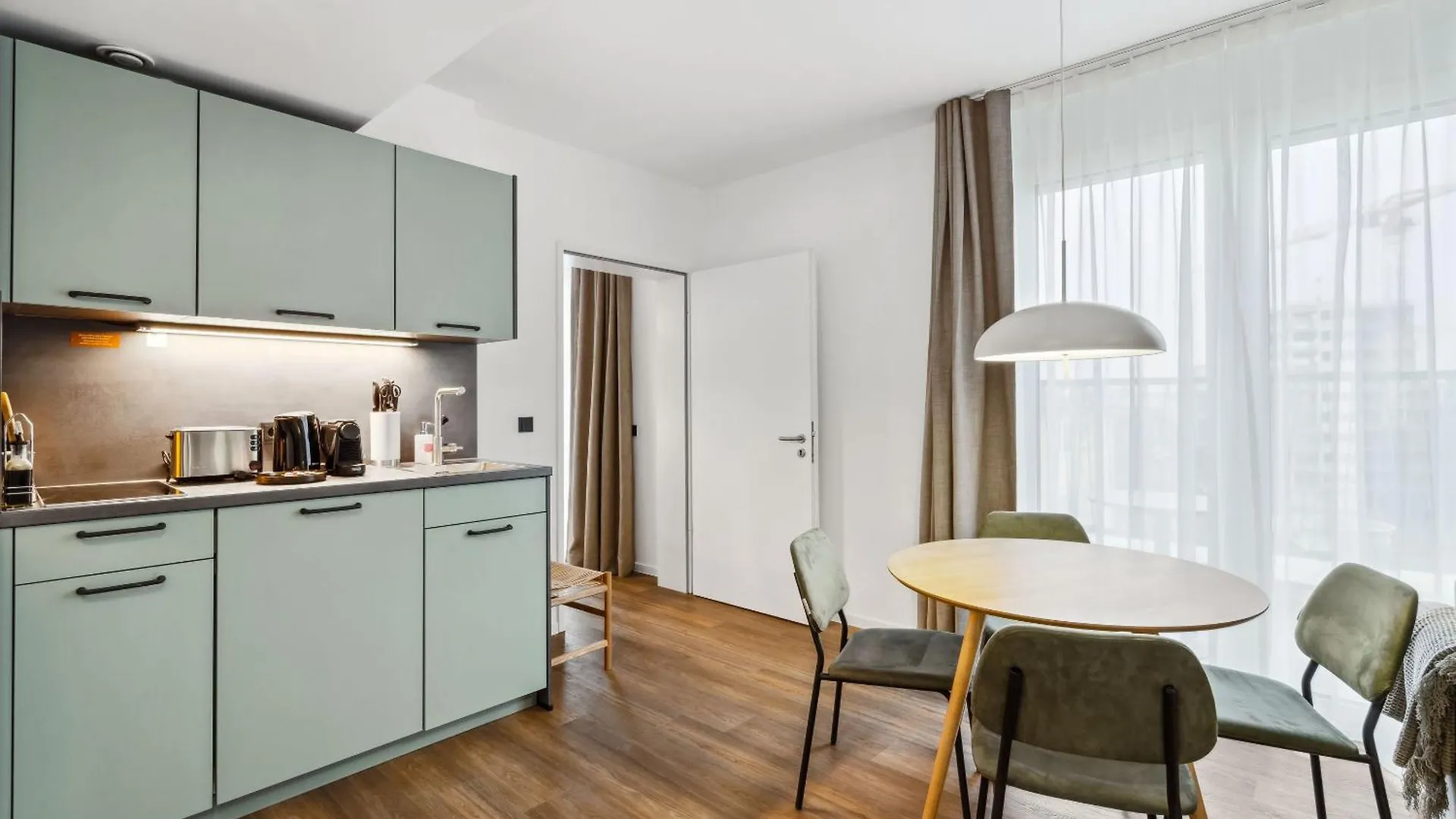 Limehome Berlin Sybelstr Tyskland